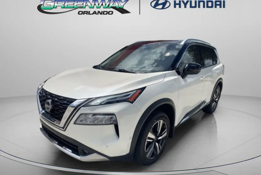 2022 Nissan Rogue Platinum photo 1