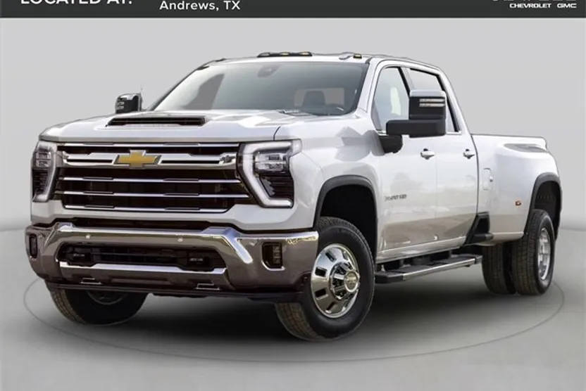 2024 Chevrolet Silverado 3500HD photo 1