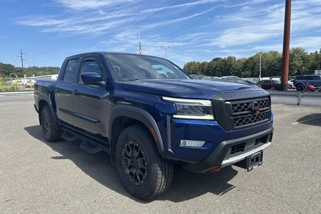2023 Nissan Frontier PRO-4X photo 1