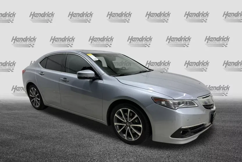 2015 Acura TLX Advance photo 1