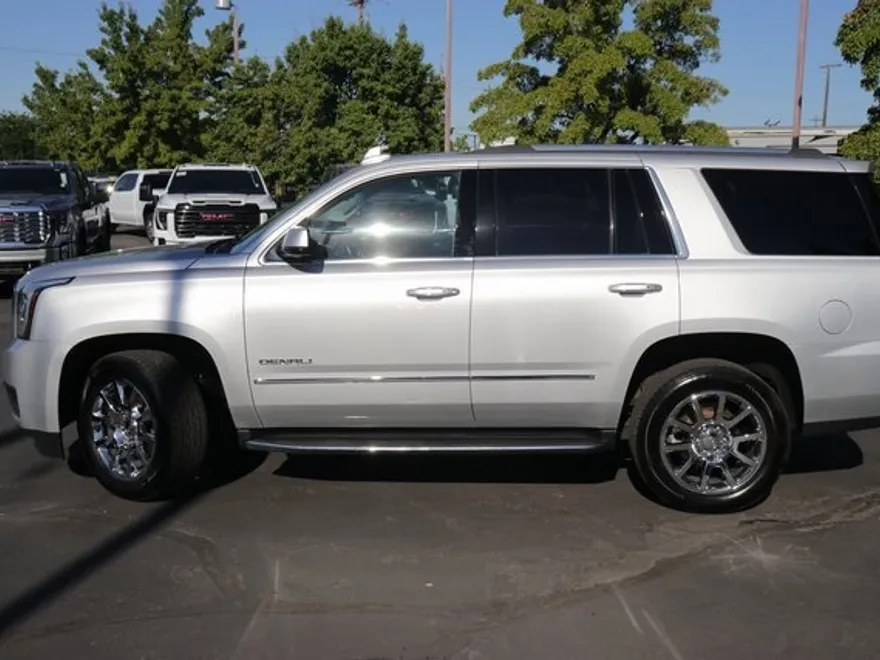 2019 Gmc Yukon Denali photo 1