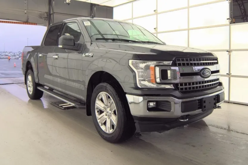 2019 Ford F-150 XLT photo 1