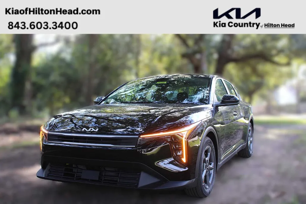 2025 Kia K4 LXS photo 1