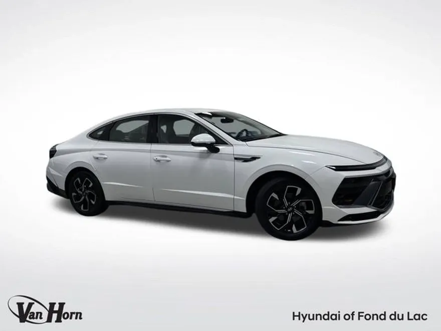 2024 Hyundai Sonata SEL photo 1