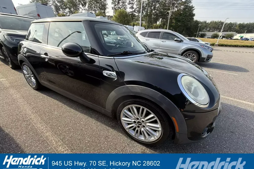 2015 Mini Cooper Hardtop S photo 1