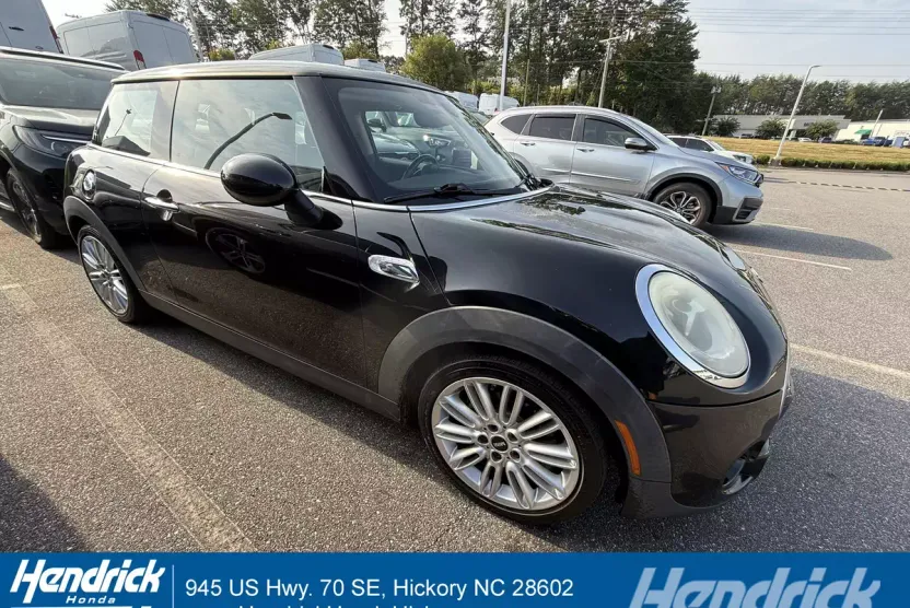 2015 Mini Cooper Hardtop S photo 1