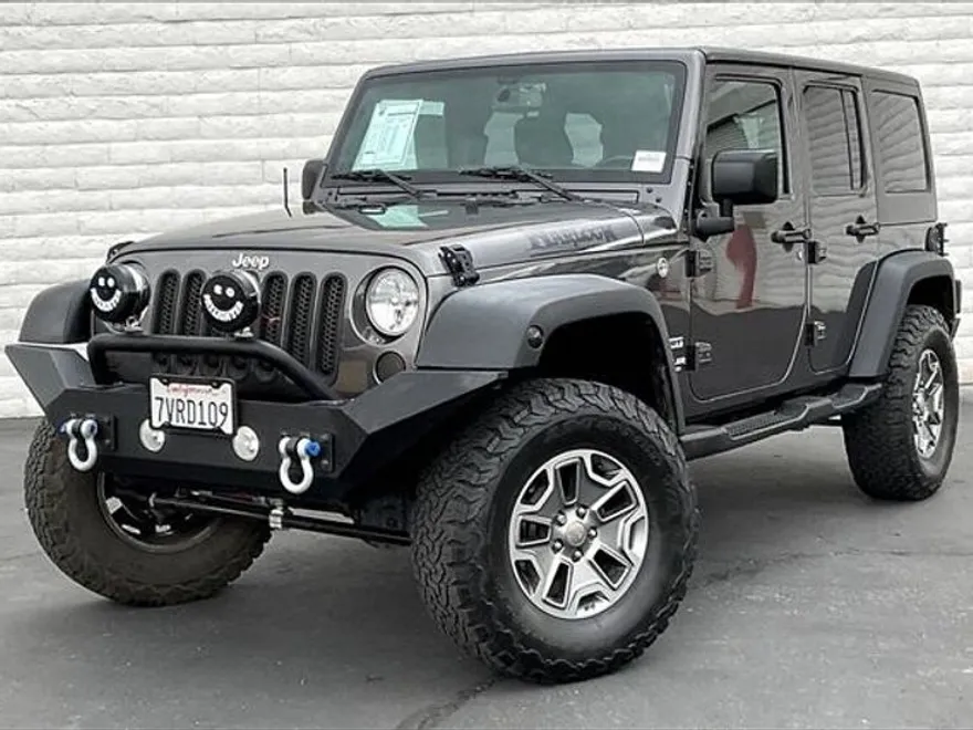 2017 Jeep Wrangler Unlimited Sport photo 1