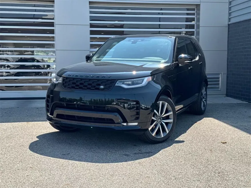 2025 Land Rover Discovery SE photo 1