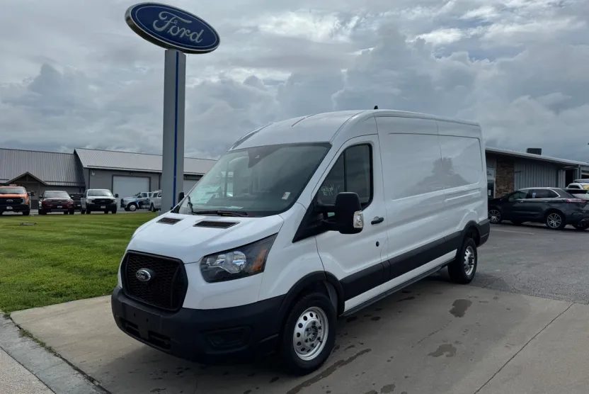 2025 Ford Transit photo 1