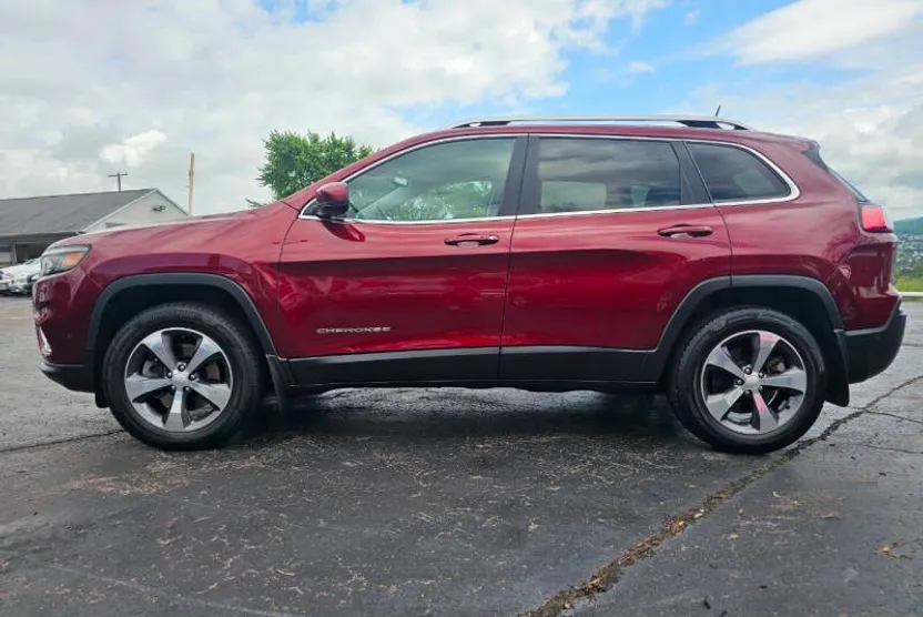2020 Jeep Cherokee Limited photo 1