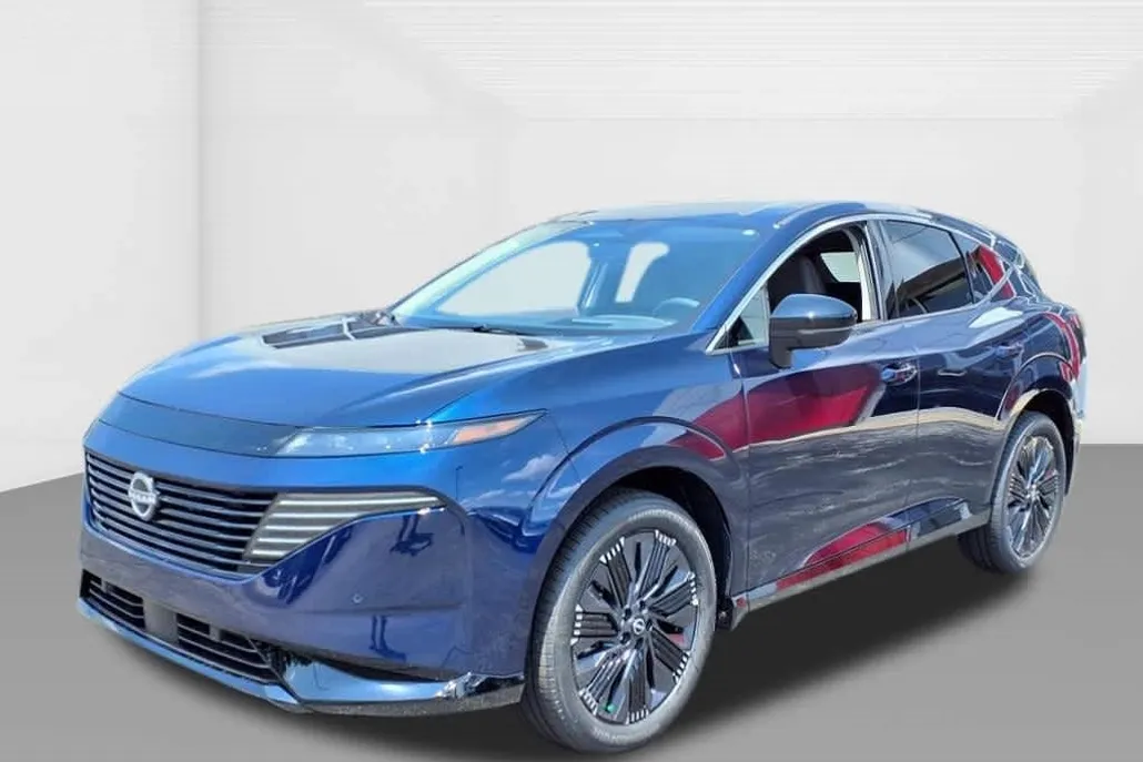 2025 Nissan Murano Platinum photo 1