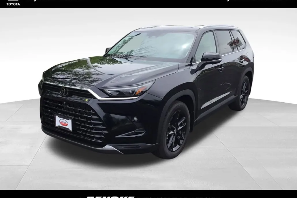 2024 Toyota Grand Highlander Platinum photo 1