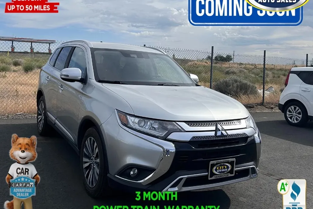2020 Mitsubishi Outlander SEL photo 1