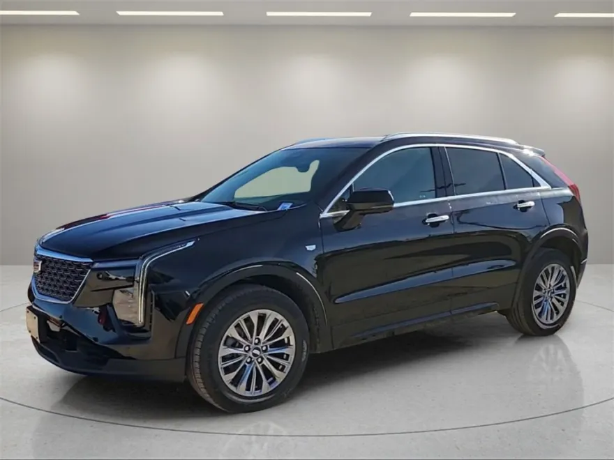 2025 Cadillac XT4 Premium Luxury photo 1