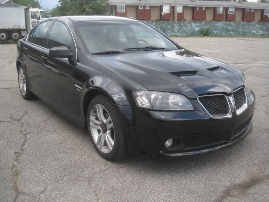 2008 Pontiac G8 Base photo 1