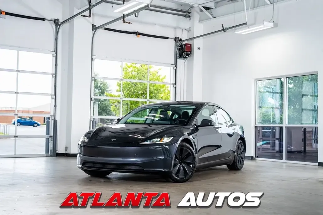 2024 Tesla Model 3 photo 1