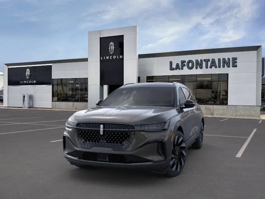 2024 Lincoln Nautilus Black Label photo 1