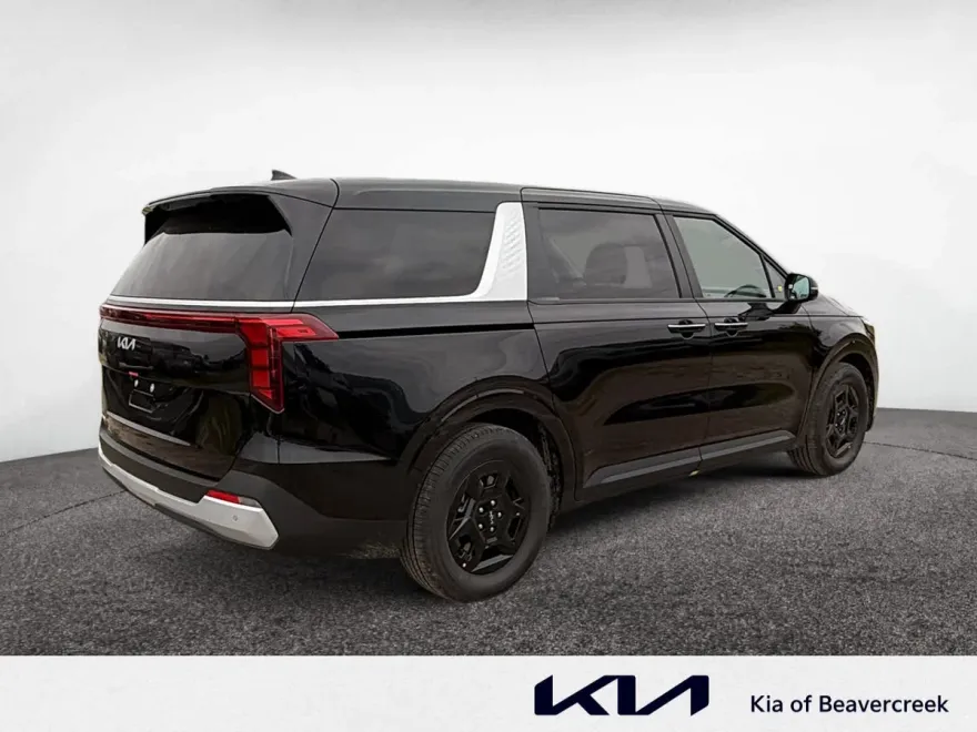 2026 Kia Carnival LXS photo 1