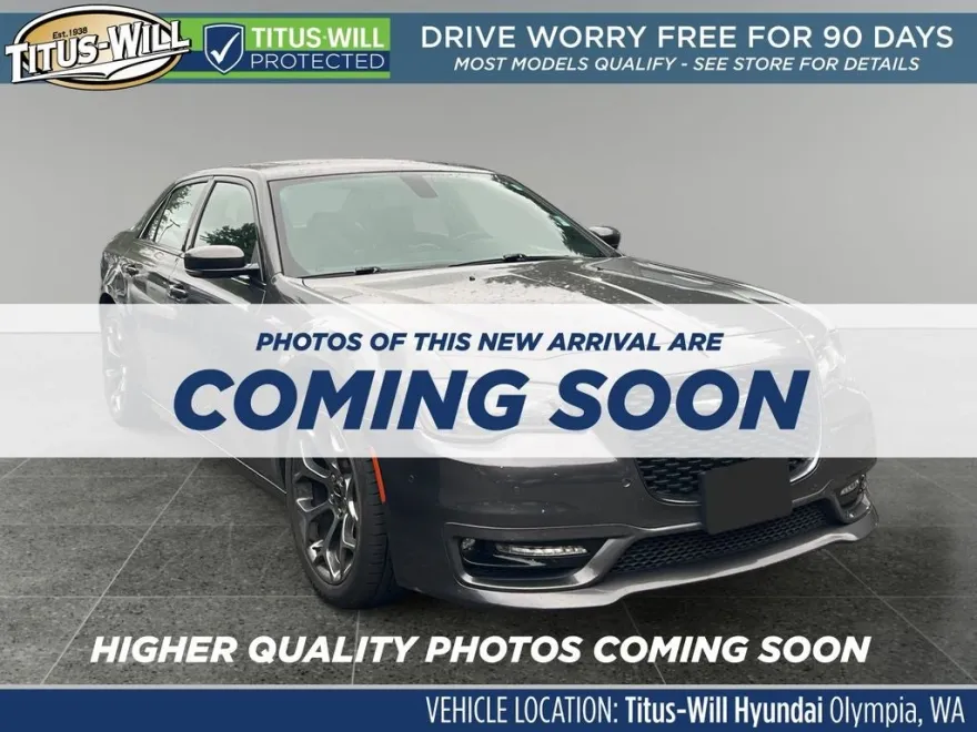 2018 Chrysler 300 S photo 1