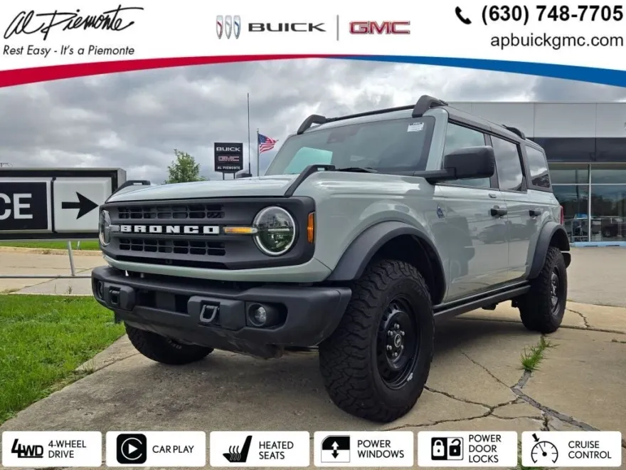 2022 Ford Bronco Black Diamond photo 1