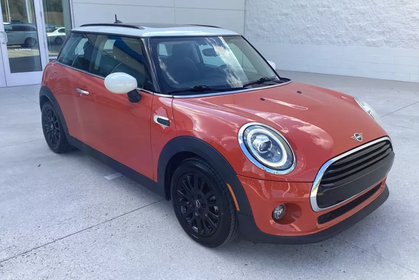 2021 Mini Cooper Hardtop photo 1