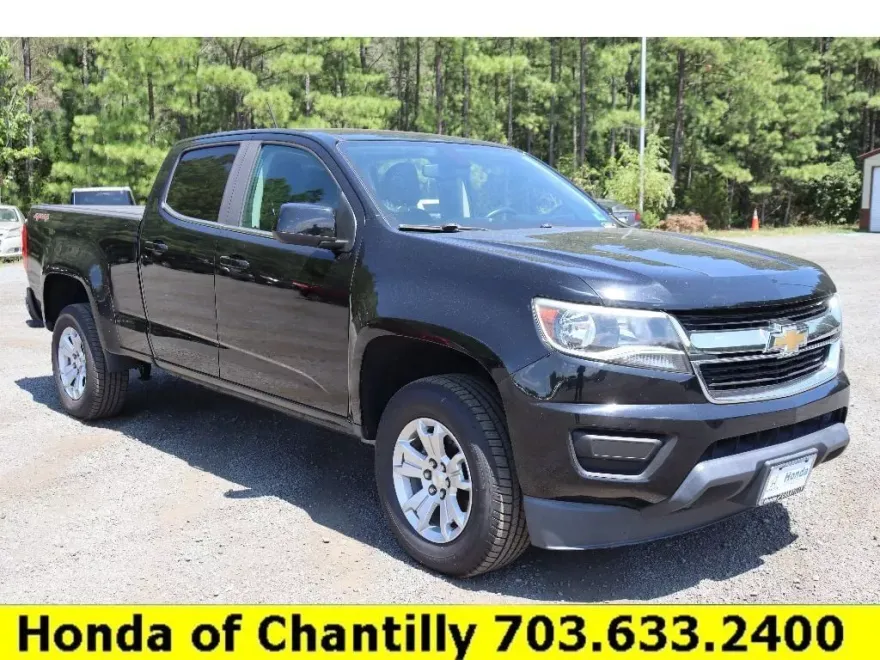 2017 Chevrolet Colorado LT photo 1