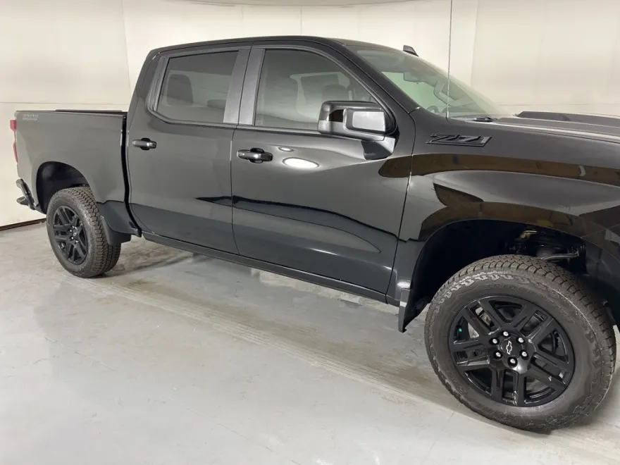 2026 Chevrolet Silverado 1500 LT Trail Boss photo 1