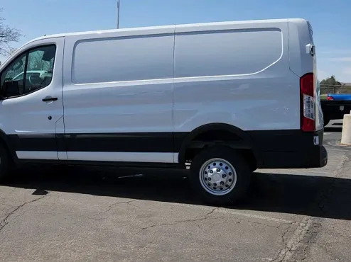 2025 Ford Transit Cargo Van photo 4