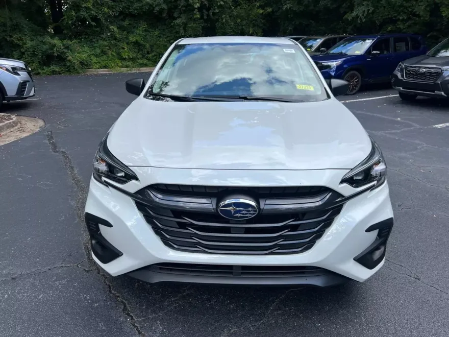 2025 Subaru Legacy Base photo 1