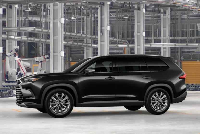 2026 Toyota Grand Highlander Platinum AWD photo 1
