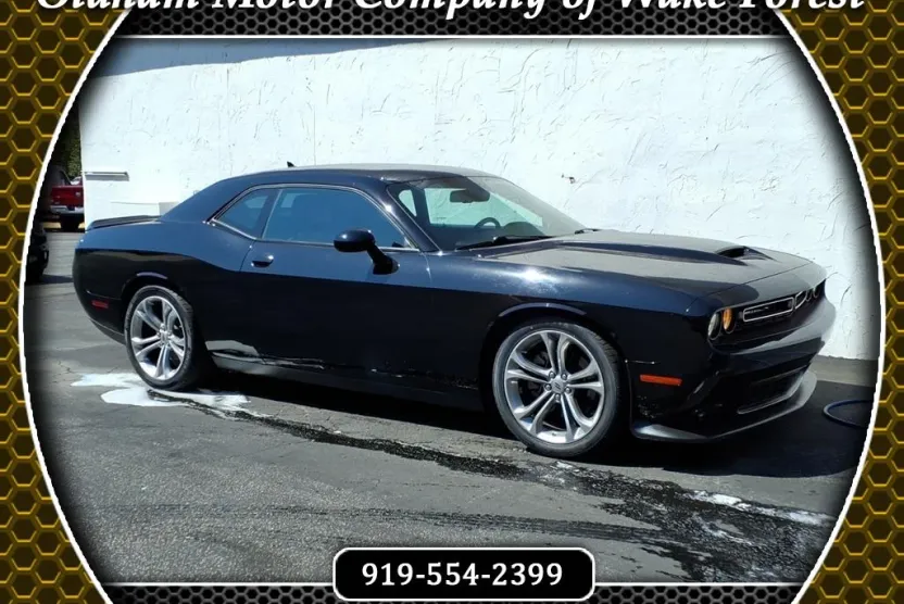 2022 Dodge Challenger GT photo 1