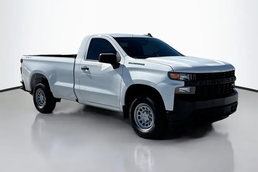 2021 Chevrolet Silverado 1500 photo 1