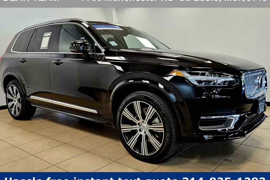 2025 Volvo XC90 Plus photo 1