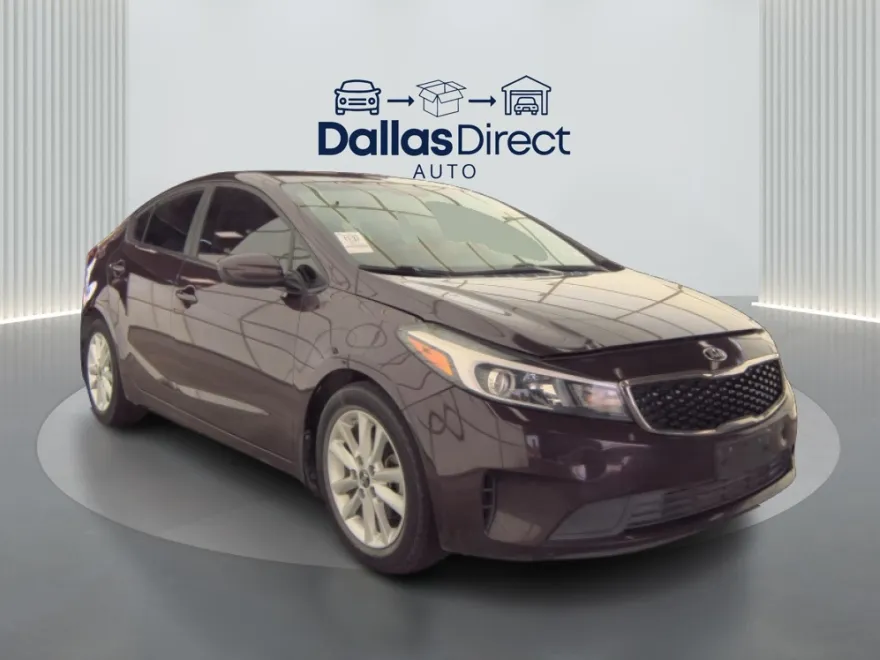 2017 Kia Forte LX photo 1