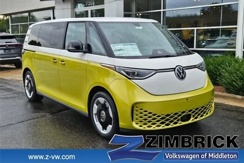 2025 Volkswagen ID. Buzz Pro Plus photo 1