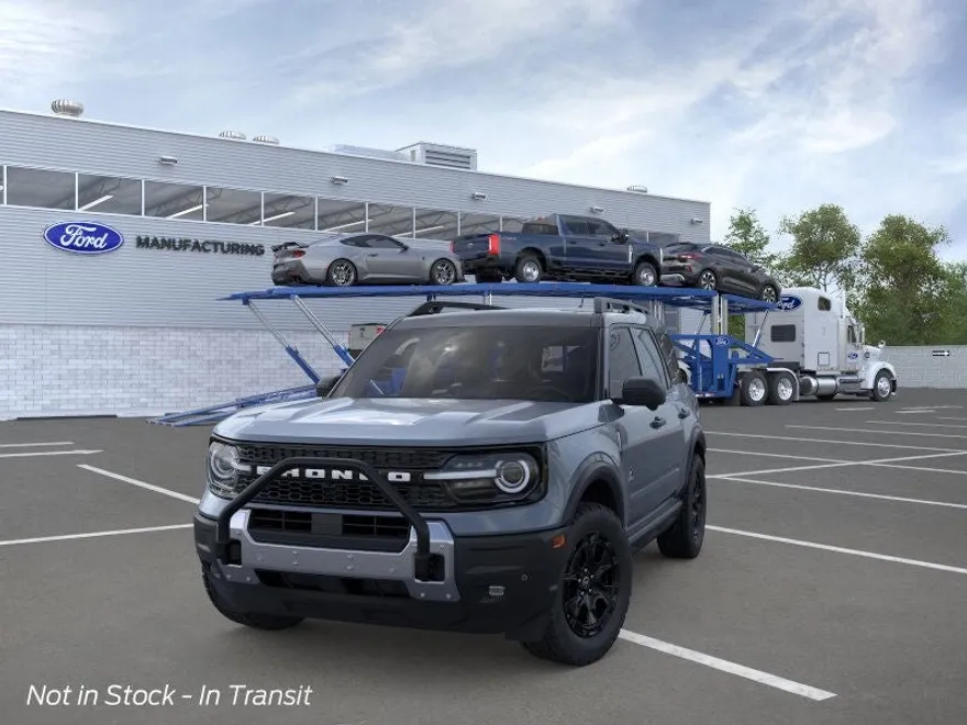 2025 Ford Bronco Sport Outer Banks photo 1