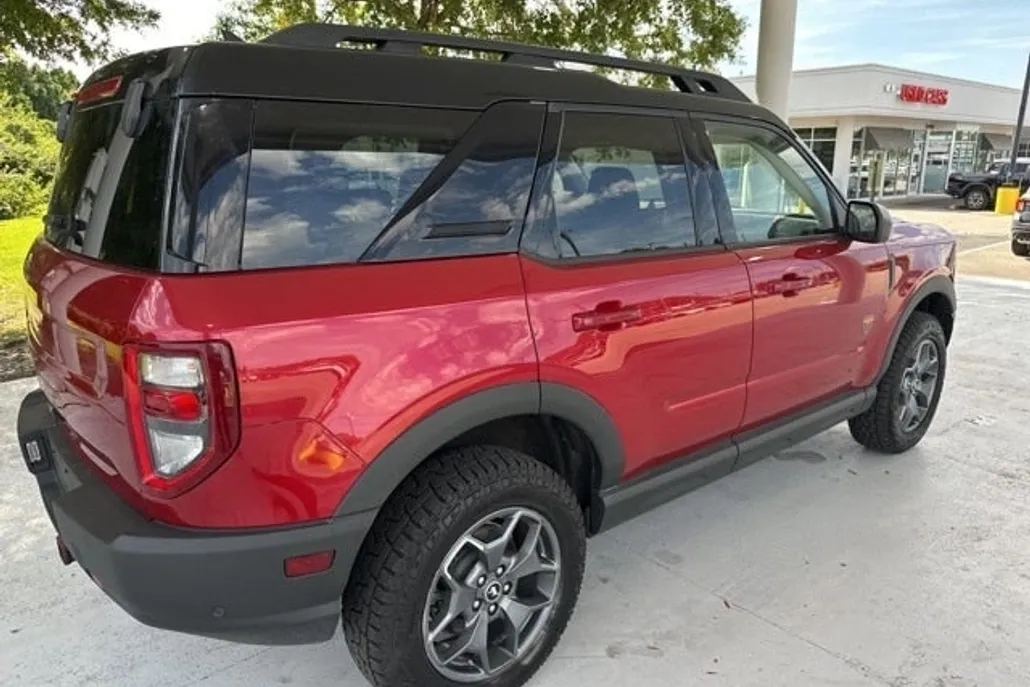 2021 Ford Bronco Sport Badlands photo 1