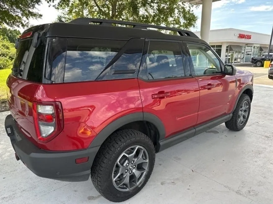 2021 Ford Bronco Sport Badlands photo 1