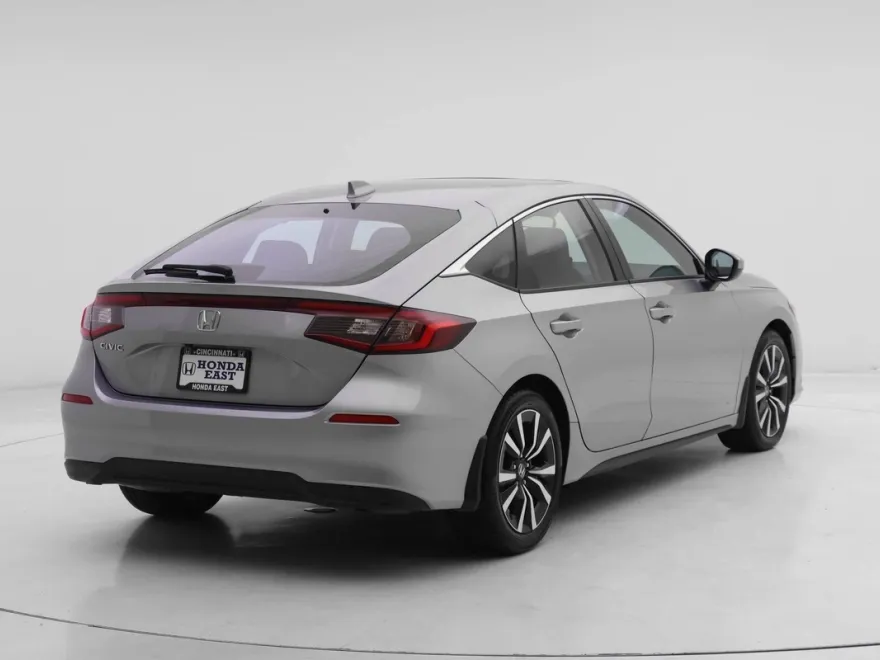 2024 Honda Civic EX-L photo 1