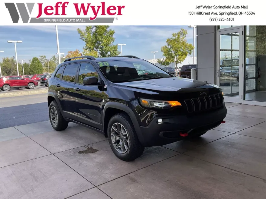 2020 Jeep Cherokee Trailhawk photo 1