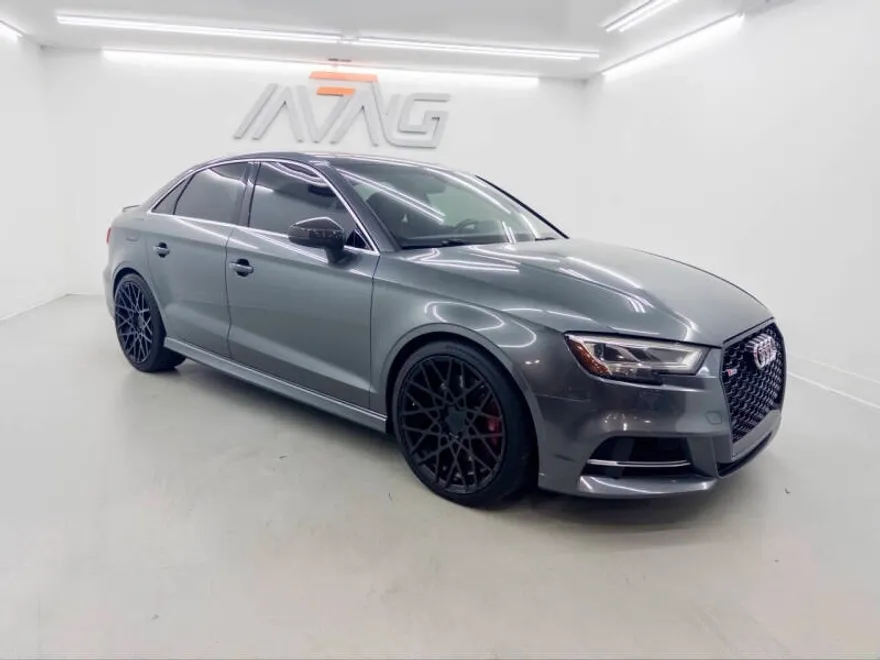 2017 Audi S3 Premium Plus photo 1