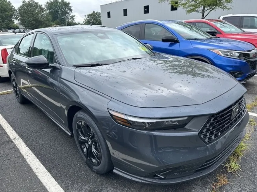 2025 Honda Accord SE photo 1