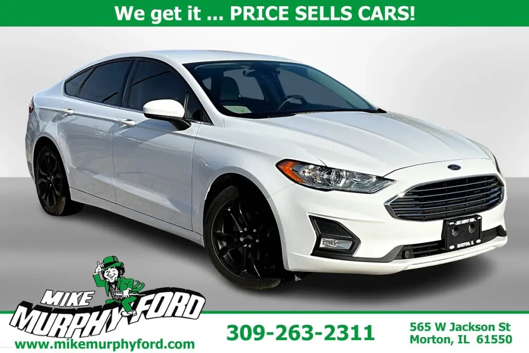 2020 Ford Fusion SE photo 1