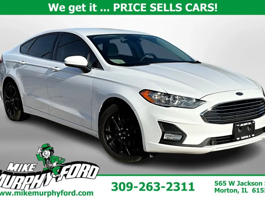 2020 Ford Fusion SE photo 1