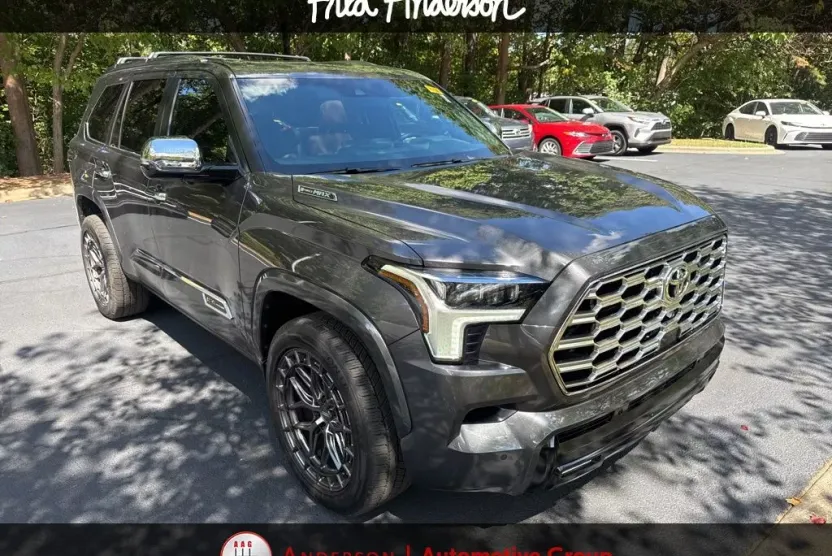 2025 Toyota Sequoia photo 1