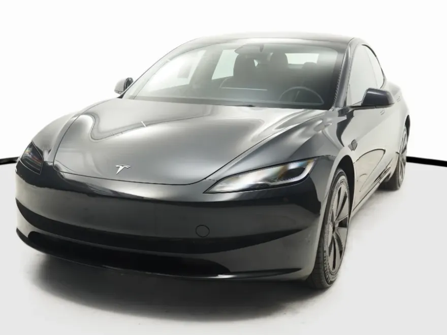 2025 Tesla Model 3 Long Range photo 1