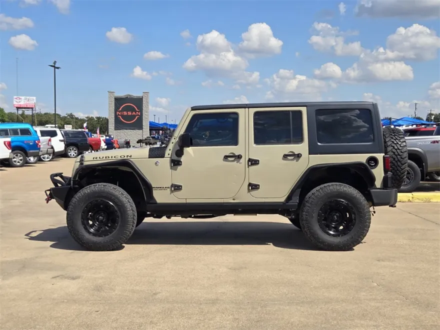 2017 Jeep Wrangler Unlimited Rubicon photo 1