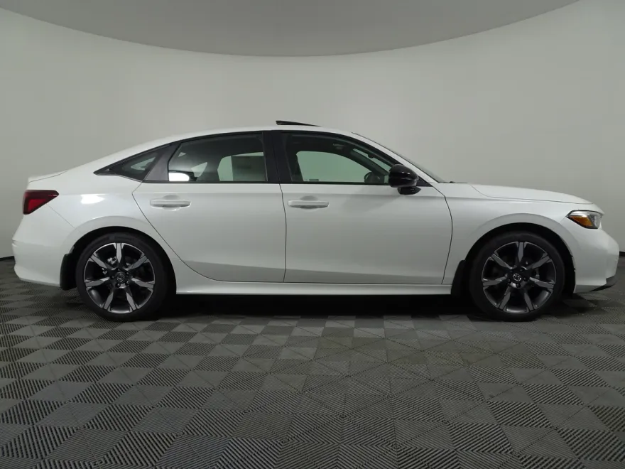 2026 Honda Civic Hybrid Sport Touring photo 1