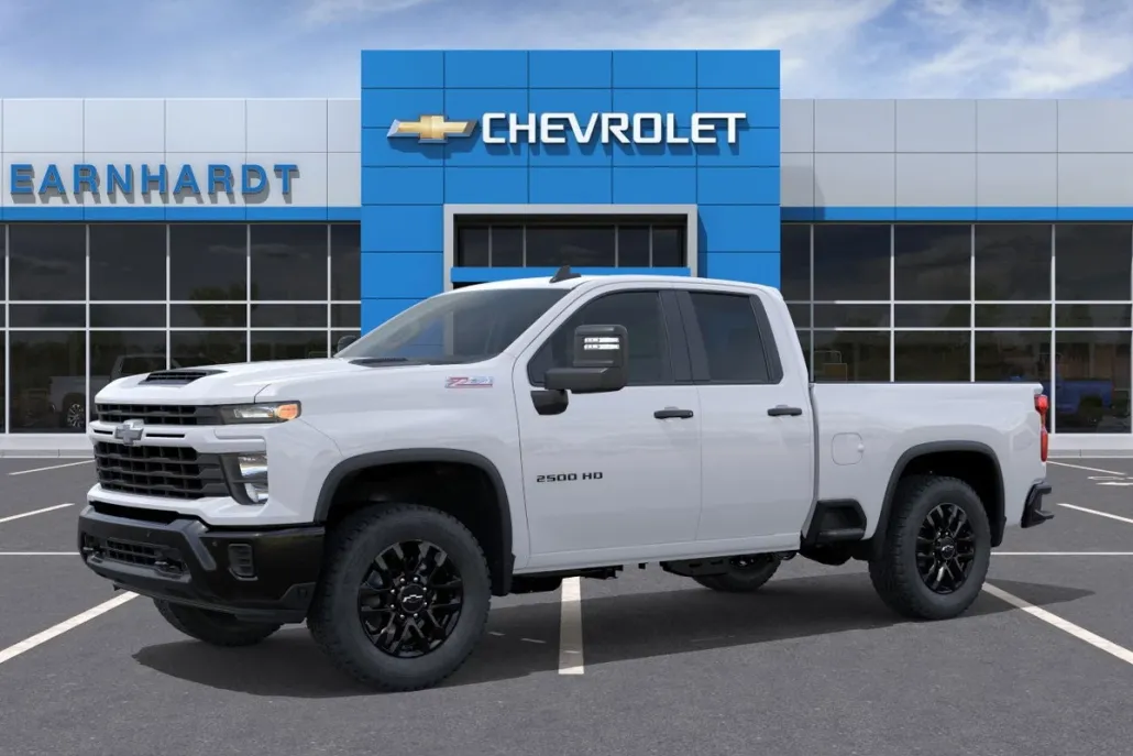 2026 Chevrolet Silverado 2500HD Custom photo 1