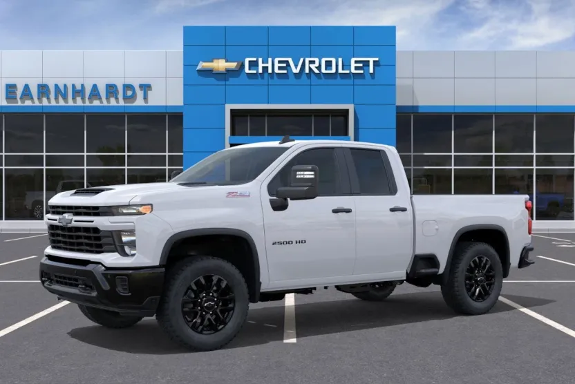 2026 Chevrolet Silverado 2500HD Custom photo 1